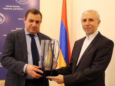 Armenia Supreme Judicial Council head receives Iran Ambassador