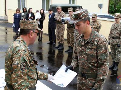 Artsakh servicemen receive new apartments