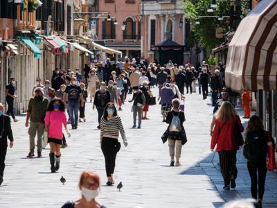 Փարիզում արգելել են ալկոհոլ օգտագործելը գետերի եւ ջրանցքների ափերին