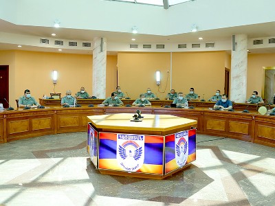 Armenian army's general staff chief convenes consultation