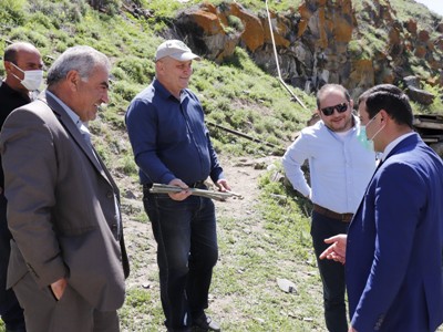 Գեղարքունիքում ընթանում է ուռենու շիվերի տնկման ծրագիրը. մարդիկ օրական կարող են վաստակել մինչեւ 6-7 հազար դրամ