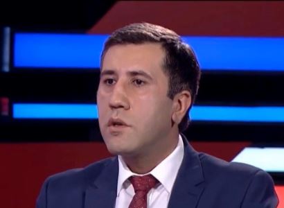 Մեկ էլ տեսնում եմ՝ քեֆ-ուրախություն են անում բարձրաստիճաններով՝ առանց դիստանցիա, առանց սահմանափակում. Ռուբեն Մելիքյան