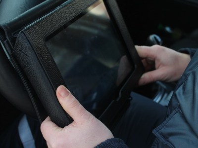 У сотрудников новой патрульной службы Армении под рукой будут рабочие планшеты