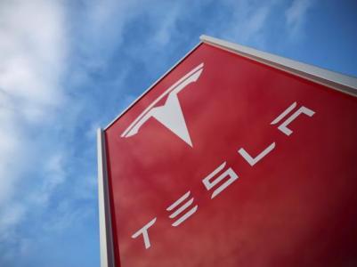 Tesla-ն պահանջարկի անկման պատճառով էլեկտրաքարերի գները նվազեցրել է