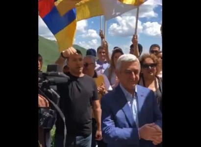 Գինի լից. երգում են Հանրապետականները (վիդեո)