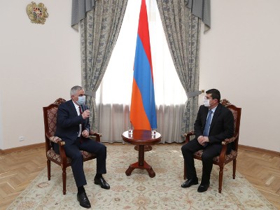 Armenia Deputy PM meets with Artsakh President