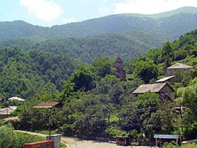Փրկարարները հայտնաբերել են Նարեկ գյուղի մոտ մոլորված քաղաքացիներին, 40-ամյա մայրը եղել է 3 երեխաների հետ