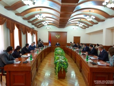 Արցախում կստեղծվեն արագ արձագանքման խմբեր, կընդլայնվեն մեկուսարանները. Արցախի նախագահը խորհրդակցություն է անցկացրել
