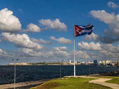 US expands Cuba sanctions list