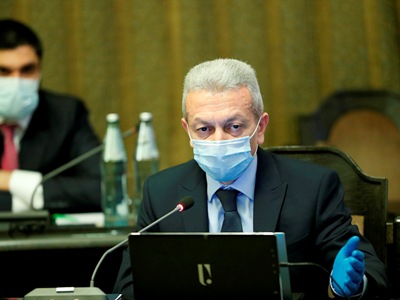 Армения возьмет у МВФ кредит в размере примерно 315 млн. долларов