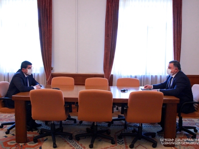 Artsakh president receives Stepanakert mayor