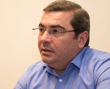Ինչու՞ է հրաժարական տվել Դավիթ Անանյանը