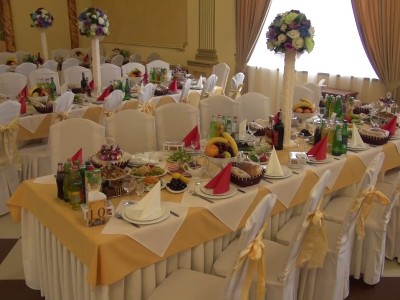 Armenia PM receives letter about a wedding to be held with 100 guests