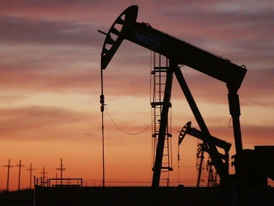 World oil prices going down