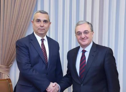 Armenia, Artsakh FMs discuss issues of mutual interest