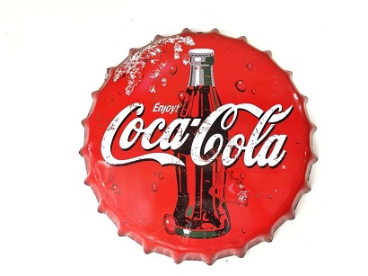 Coca-Cola приостановит размещение рекламы во всех соцсетях