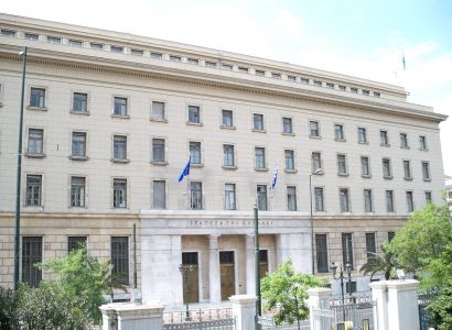 Greece's central bank: COVID-19 2nd wave could bring economic decrease up to 9.4%