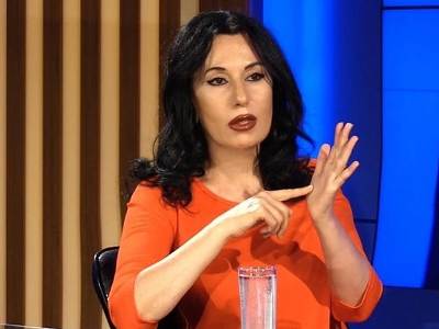 Մորաքրոջը տարել են հուղարկավորել, «ինքնահողի» օրը մորաքույրը զանգել է, ասել է՝ «էս մի հատ չեք զանգում». Նաիրա Զոհրաբյան