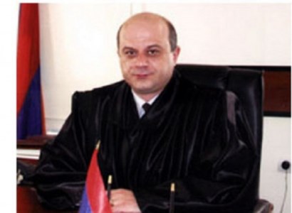 Կատարվել է ներքին դիտում. մանրամասներ՝ դատավոր Վահագն Մելիքյանի դեմ ԱԱԾ գործադրված ճնշումներից. Փաստինֆո