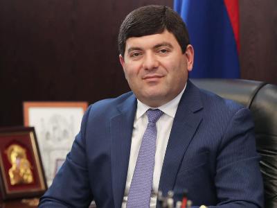Տարածվել է իրականությանը չհամապատասխանող տեղեկատվություն. Մասիսի քաղաքապետը՝ եղբոր եւ փեսայի միջեւ վիճաբանության մասին
