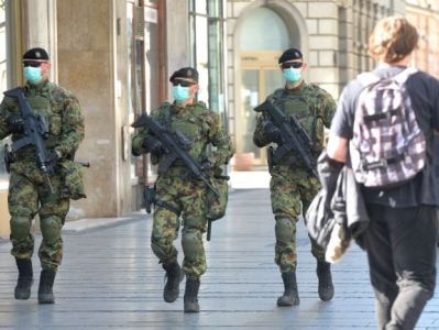 Власти Сербии не будут вводить комендантский час  в рамках борьбы с коронавирусом после протестов