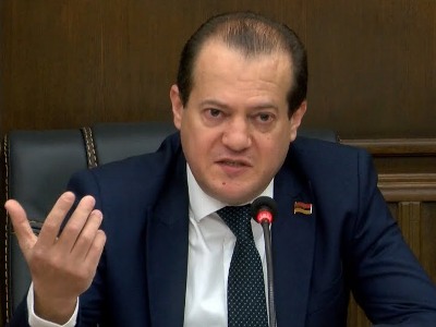 Առողջապահական կազմակերպությունները մասնավորեցնելը չպետք է դիտարկել որպես լոկ գույքային միավորի վաճառք. Արկադի Խաչատրյան