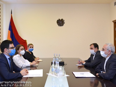 Armenia justice minister receives Iran Ambassador