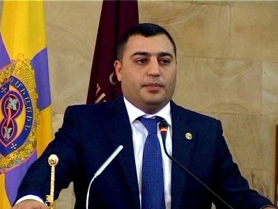 Մանվել Գրիգորյանի որդու եւ այլ պաշտոնատար անձանց կողմից չարաշահումներ թույլ տալու գործի նախաքննությունն ավարտվել է