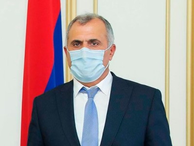 ՍԴ նախագահի պաշտոնակատարը կարգադրել է արձակուրդից հետ կանչել Հրայր Թովմասյանին ու Արևիկ Պետրոսյանին. նոր զարգացումներ
