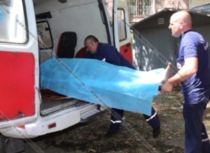 В Ереване мужчина покончил с собой, выбросившись из окна собственной квартиры