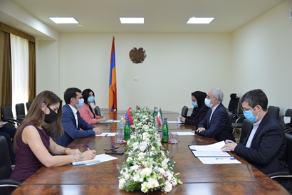 Բարձր տեխնոլոգիական արդյունաբերության նախարարը հանդիպել է Իրանի նորանշանակ դեսպանի հետ