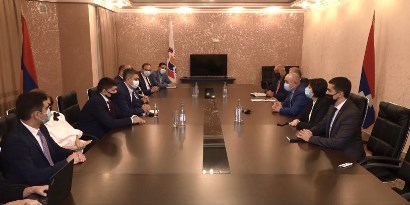 Հանդիպել են Արթուր Վանեցյանն ու Սամվել Բաբայանը (վիդեո)