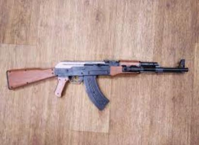 «Невеста» ИГ была вынуждена продать автомат AK47, подаренный ей на свадьбу