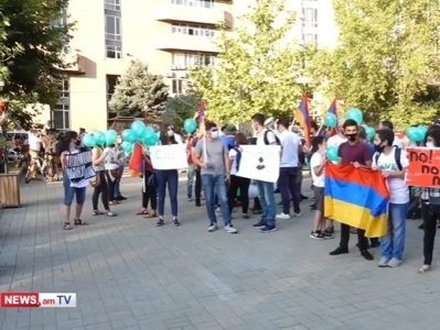 15 րոպե լռության ակցիայից հետո բնապահպանների երթն ավարտվեց. սկիզբ դրվեց անհնազանդության խաղաղ ակցիաներին