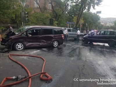 Խոշոր վթար Բաղրամյան պողոտայի և Դ. Դեմիրճյան փողոցի խաչմերուկի մոտակայքում