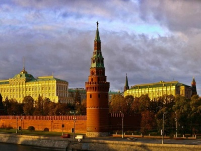 Кремль пока не видит повода для уголовного расследования случившегося с Навальным