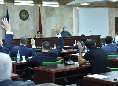 «Փոխվել են խաղի կանոնները». ԵՊՀ հոգաբարձուների խորհուրդը քննարկել է ռեկտորի եւ ԻՄ տնօրենի մրցույթների գործընթացները