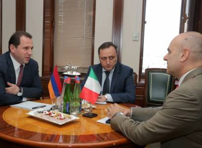 Armenia MOD and Italy Ambassador discuss cooperation in defense sector