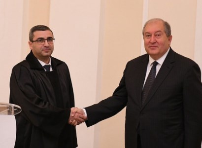 «Пастинфо»: У отказавшейся выполнять указание об аресте Микаела Минасяна судьи отобрали дело