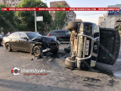 Խոշոր ավտովթար Վստրեչի խաչմերուկում. բախվել են BMW-ն ու Nissan Pathfinder-ը. վերջինս կողաշրջվել է