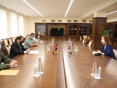 Դավիթ Տոնոյանն ընդունել է ՀՀ-ում Միացյալ Թագավորության դեսպանության գործերի ժամանակավոր հավատարմատարին (ֆոտո)