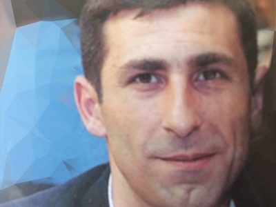 Арестант, объявивший голодовку 18 дней назад, зашил себе рот и порезал вены