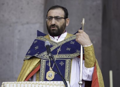 Պատրա՛ստ եղիր մահվամբ հատուցել, քան նահանջել. Արշակ եպիսկոպոս Խաչատրյանի խոսքը՝ հավատացյալներին