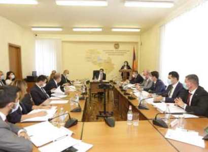 Սուրեն Պապիկյանն այսօր աշխատանքային խորհրդակցություն է անցկացրել մարզպետների մասնակցությամբ