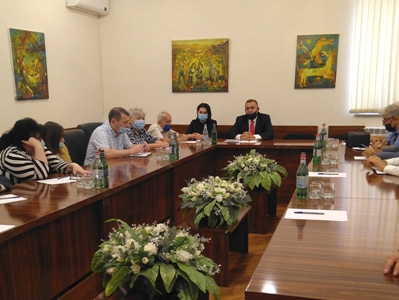 Արցախի խորհրդարանում ընդունել են Փաստաբանների պալատի անդամներին