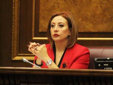 Այս որոշումը հեշտ չի տրվել, բայց շատ կարեւոր է իմ սկզբունքների եւ արժեքների հետ ներդաշնակ լինել. Գայանե Աբրահամյան