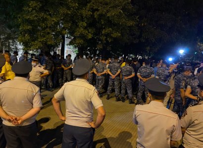 Gagik Tsarukyan's supporters gathered near Armenia National Security Service