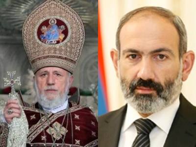 His Holiness Karekin II holds phone talks with Armenia PM