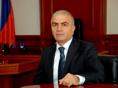 Սյունիքի մարզի սահմանամերձ բնակավայրերում ու մարտական դիրքերում իրավիճակը վերահսկելի է ու կայուն. Հունան Պողոսյան
