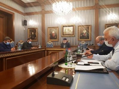 Տեղի է ունեցել Գերագույն հոգևոր խորհրդի ժողով. «Հայաստան» հիմնադրամին փոխանցվել է կես միլիոն դոլար
